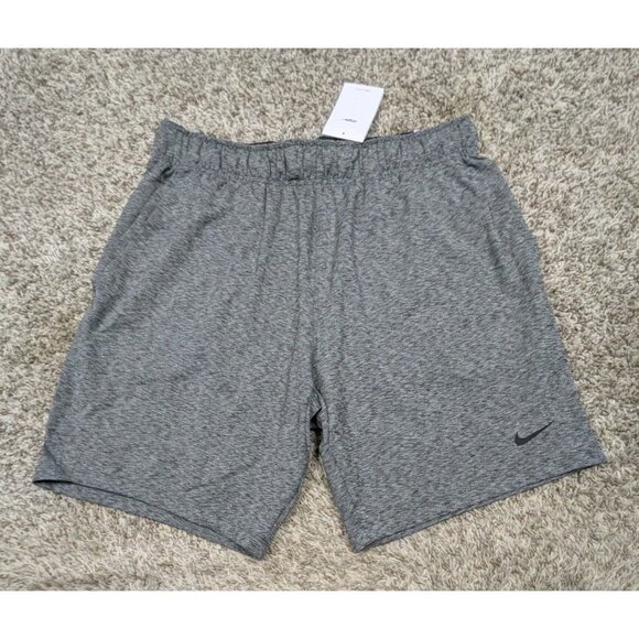 NEW Nike Yoga Shorts Mens Large Gray Training Dri-Fit Standard Fit Gym 9" Inseam - Picture 1 of 7